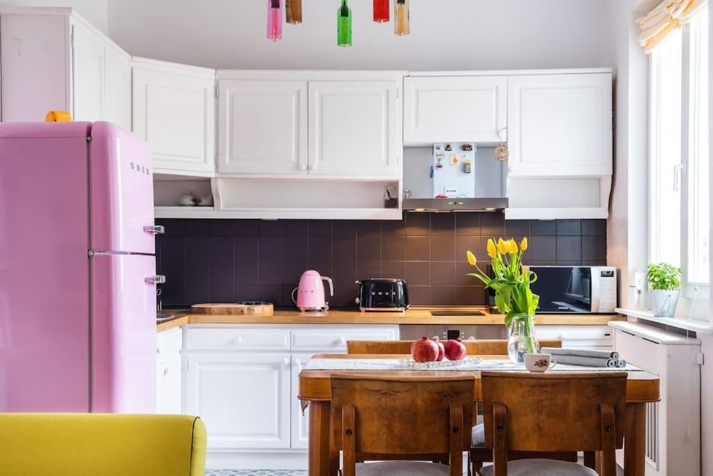 Eclectic And Boutique Designers With Parking Apartment