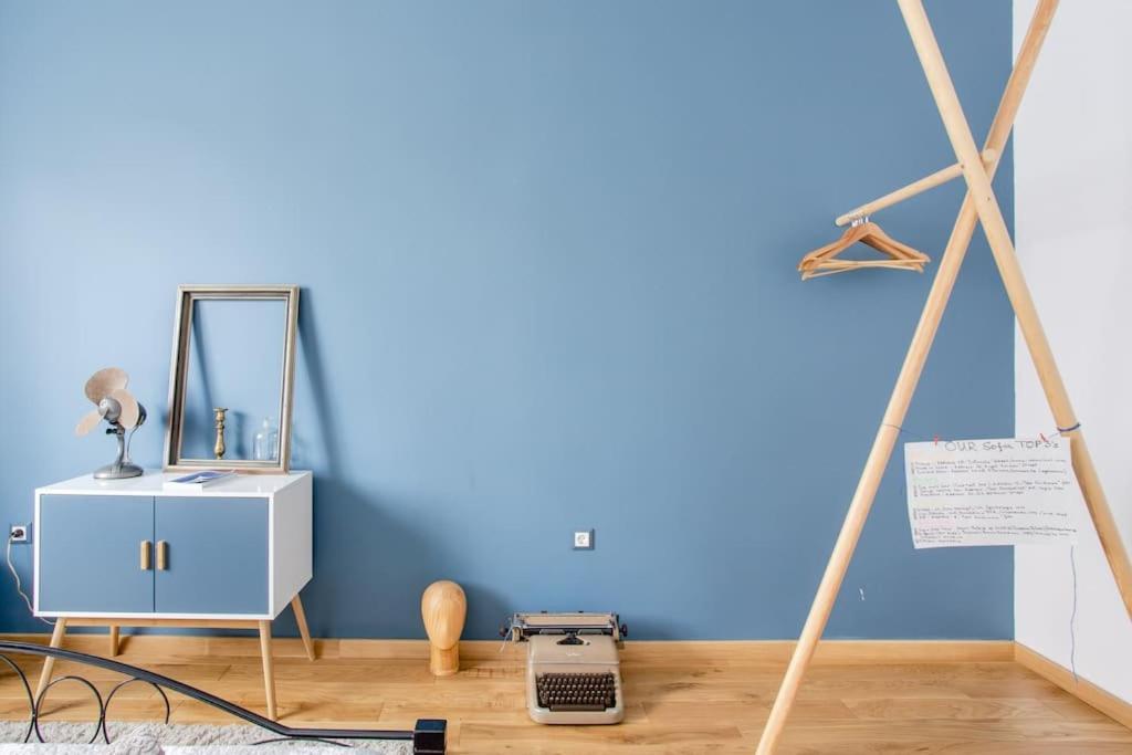 Apartment Eclectic And Boutique Designers With Parking