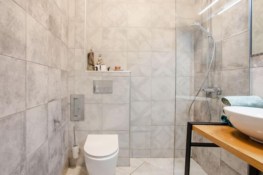 Eclectic And Boutique Designers With Parking Apartment Sofia