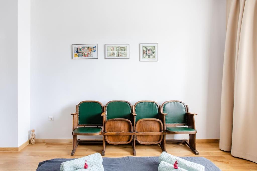 Eclectic And Boutique Designers With Parking